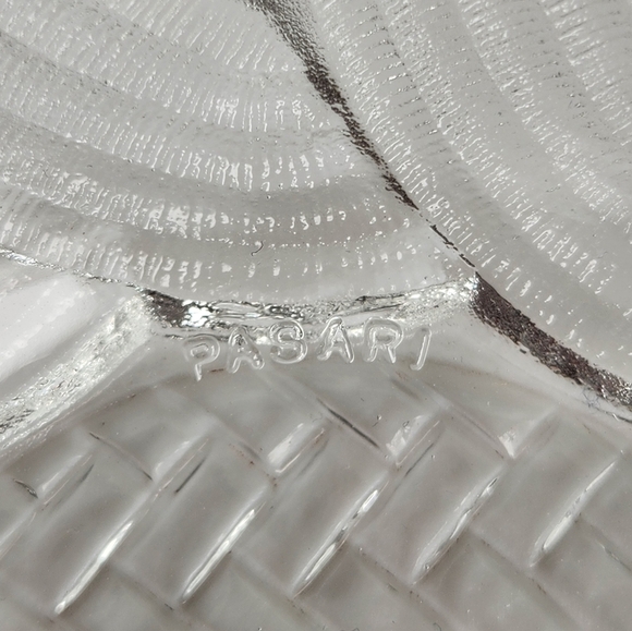 Vintage Pasari Wicker Pattern Glass Chip'N Dip Bowl Set - Picture 9 of 14